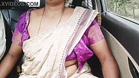 Gue Nyetir Sama Bibi India Berkebaya, Tetek Besarnya Goda Gue Ngentot Sambil Ngomong Kotor