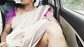 I drove with my Indian aunty in saree, her big boobs tempting me for fucking with dirty talks