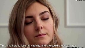 Lovely Sweetie Stretches Spread Snatch and Gets Deflorated