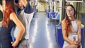Pervertido Goza Nos Peitos Da Passageira De Ônibus Em Público