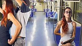 Pervertido Goza Nos Peitos Da Passageira De Ônibus Em Público