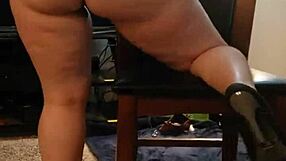 لاتينية طيز كبيرة تخون زوجها مع رجل عجوز كوكولد