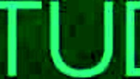 you watch yur neighbour in the shower, she's so wet and naked