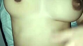 Bokep Indonesia Modus Chat Dapat Di Ulek Istri Tetangga