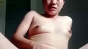 Sexy e th�m cặt qu� performs solo