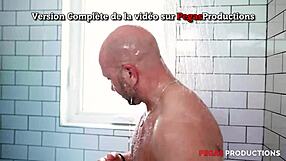 Pegas Productions - La Ptite Blonde Bien Fourree Sous La Douche