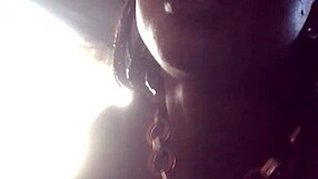 Come eat with a black african lady