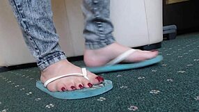 bbw feet tease in flip flops