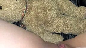 Pelacur elite seksi pengen BBC tusuk memek basah ketat creampie