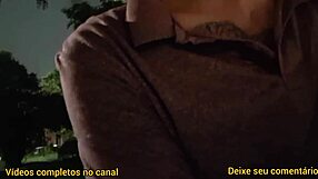 tirei pau pra fora e bati punheta no ponto de ônibus