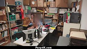 Lp Officer Catches Sly Suspect Naiomi Mae In The Act And Uses Intimidation Tactics To Get Her To Confess - Perp4K