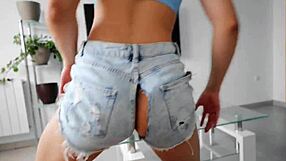 my stepsister shakes her thick ass to seduce me into riding my cock