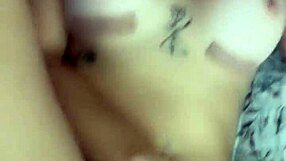 Comendo Cuzinho Rosa da Namorada do Irmão Até Gozar