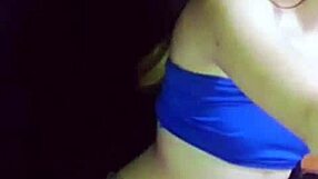 bonneyuwu - 18 47 pequena se masturba con minifalda y orejas de conejita.