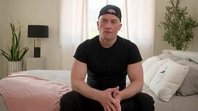 Wow, Gorgeous Redhead Vanna Bardot Gets Fucked Standing with Zac Wild!