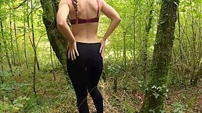 She Sucks My Cock In The Forest & I Cum In Her Mouth - Peaky Brownies