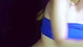 bonneyuwu - 18 47 pequena se masturba con minifalda y orejas de conejita.