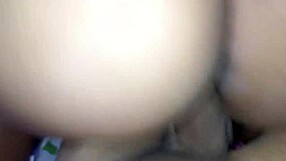 muchos sentones en esta rica polla quiero que se cor dentro de mi