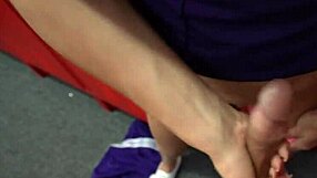 Cheerleader scarlett fall lets me jizz in her panties - amateurboxxx