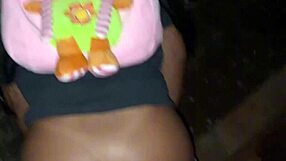 she offers her ass to end the work and gets fucked outdoors