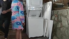 Helping New Neighbor Led To Ass Fucking