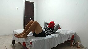 American man tries to masturbate his small ugly penis with inflatable plastic!