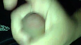 que rico se ve el semen de mi novio cuando le hago la paja