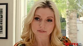 Does gossip step mother fuck her scholar stepson?