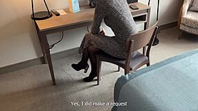 Hot stepmom shares the bed and her ass with a stepson