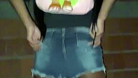 she offers her ass to end the work and gets fucked outdoors