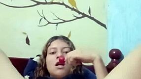 i masturbate richly with my pallette