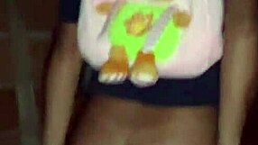 she offers her ass to end the work and gets fucked outdoors