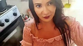 Me Espionou Na Cozinha Vi Tocando Punheta Madrasta Mama Mesmo