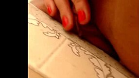 Webcam Pee Girl Outdoor Public