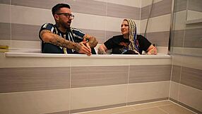 Livie Screams in Bath Interview!