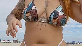 i'm flashing on the beach to attract married guys for a good fuck