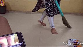 Custom video malik ne apni sexy kambali se blowjob karaya