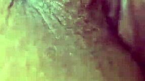 she offers her cunt on all fours