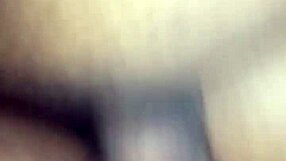 Is that pretinha taking big cock in the ass?