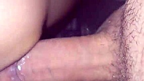 she offers her cunt on all fours