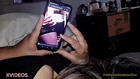 Viendo tiktoks porno con mi mejor amiga se me va de las manos tocar sus enormes tetas episodio 1 2