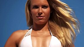 contemplating beauties - caroline wozniacki
