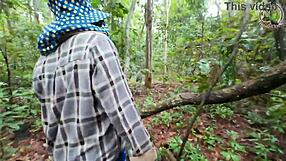Amateur Thai Villagers Fuck Intensely in Public Forest