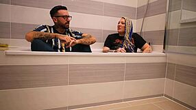 Livie Screams in Bath Interview!