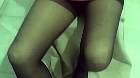 Olgun Eve Annemin Panty Feti Tutkusu