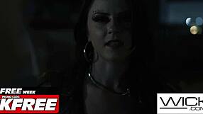 Beautiful Emma Hix subtly approaches a redhead to taste her pussy