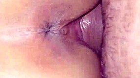 she offers her cunt on all fours