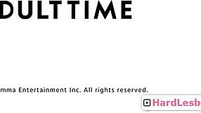 Små slank blond 18+ forført af storpatted lesbe milf - Scarlett Sage og Savannah Bond