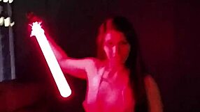 wonder star says, 'look at my pantyhose!!'