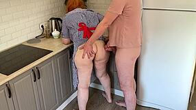 Mature Stepmom Jerked Off His Cock Before Anal Sex and Gave a Blowjob!